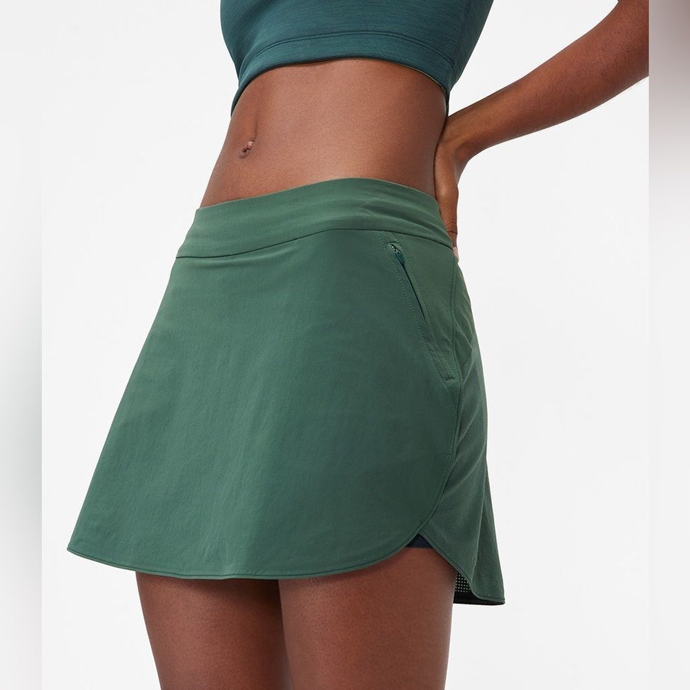 Outdoor Voices Women's Green Athletic Skort Medium